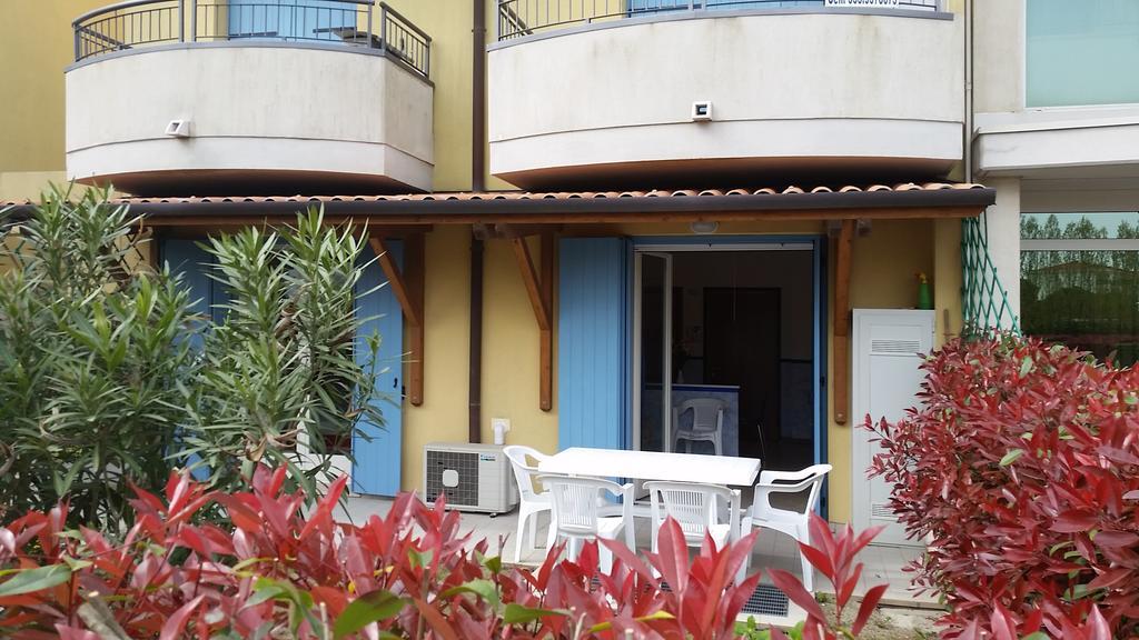 Residence Elisa Piano Terra Con Giardino E Posto Spiaggia Incluso Caorle Pokój zdjęcie