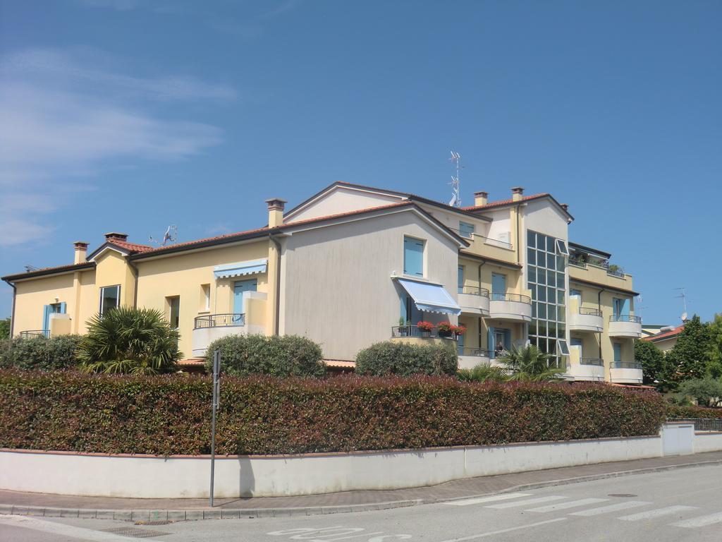 Residence Elisa Piano Terra Con Giardino E Posto Spiaggia Incluso Caorle Pokój zdjęcie