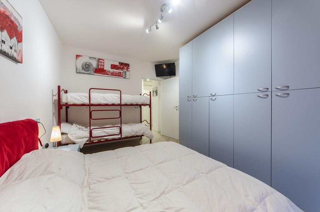 Residence Elisa Piano Terra Con Giardino E Posto Spiaggia Incluso Caorle Pokój zdjęcie