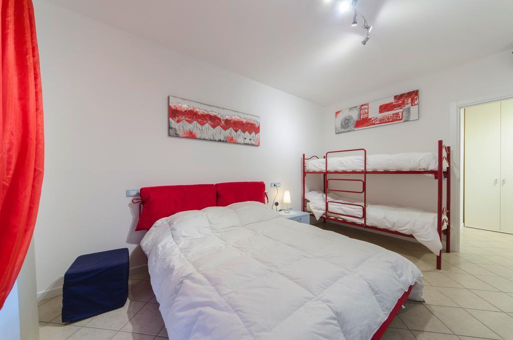 Residence Elisa Piano Terra Con Giardino E Posto Spiaggia Incluso Caorle Pokój zdjęcie
